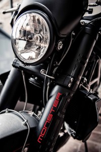 Ducati-900Monster-S4-Moto(re)cycle-detail3