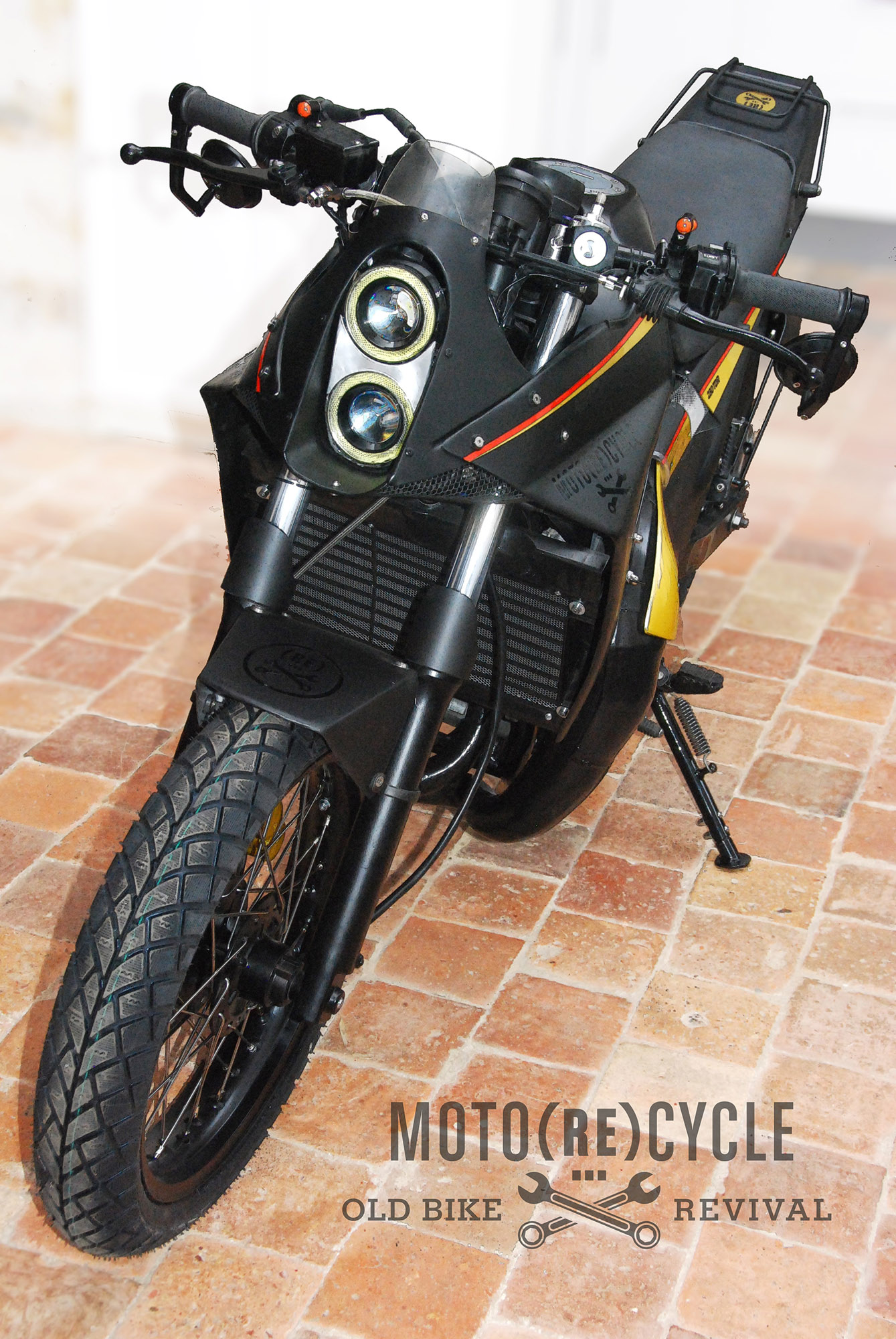 YAMAHA 250 TDR Moto(RE)cycle 2020