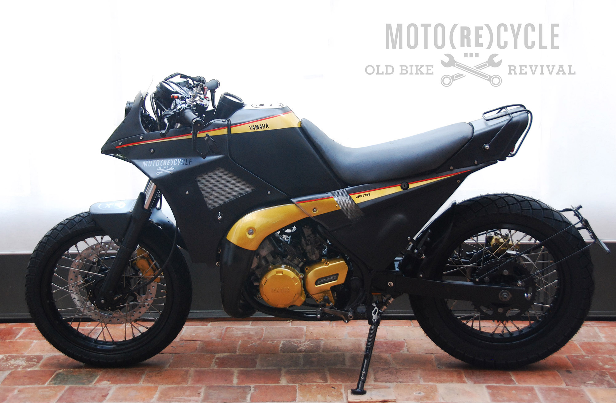 YAMAHA 250 TDR Moto(RE)cycle 2020